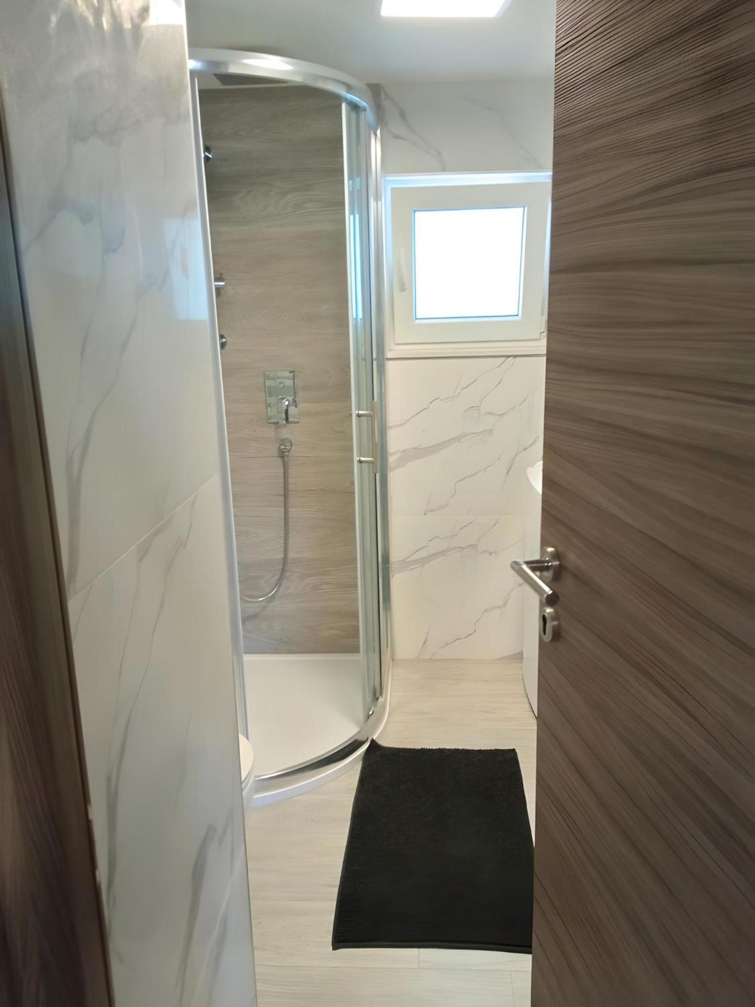Apartment Valentino Tar-Vabriga エクステリア 写真
